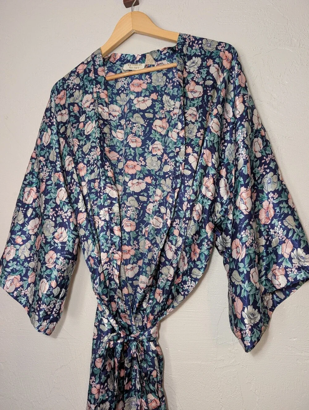 Vintage Victoria's Secret Gold Label Pink & Blue Floral Robe Dainty Whimsical
